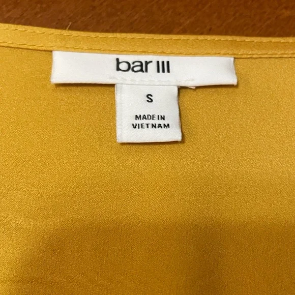 Bar III Tie-Waist Wrap Blouse Small - Picture 6 of 15